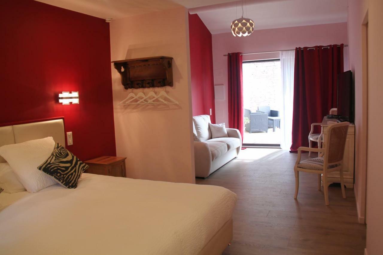 Le Hameau Fleur De Pierres , Chambre , Gite Et Table D'Hotes Мюр Экстерьер фото